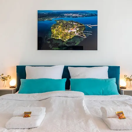 - Pool Fuer Familien