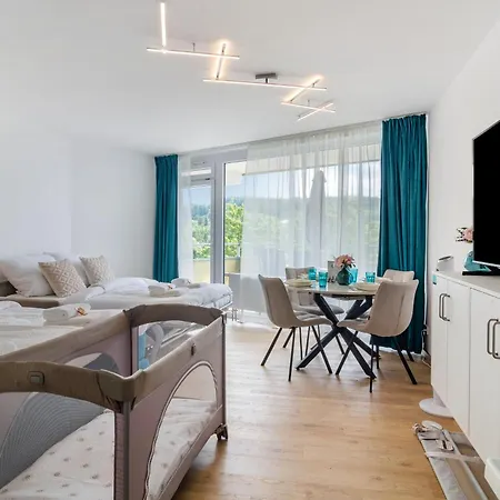 - Pool Fuer Familien Διαμέρισμα *